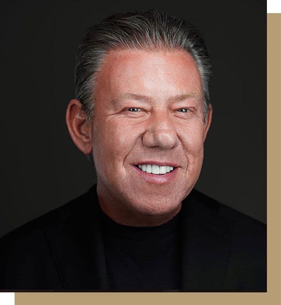 professional headshot of Evan W. Kohn